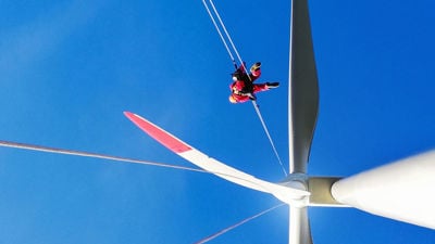 Repairing Wind Turbine 
