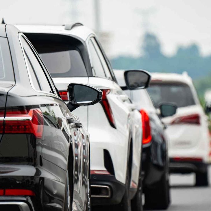 Multiple Lanes Of Cars In Traffic 