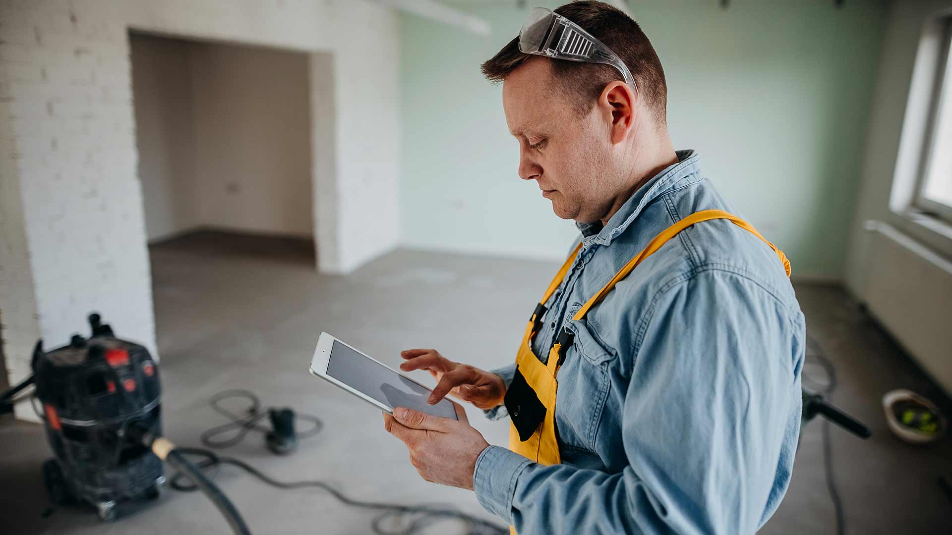 worker using tablet