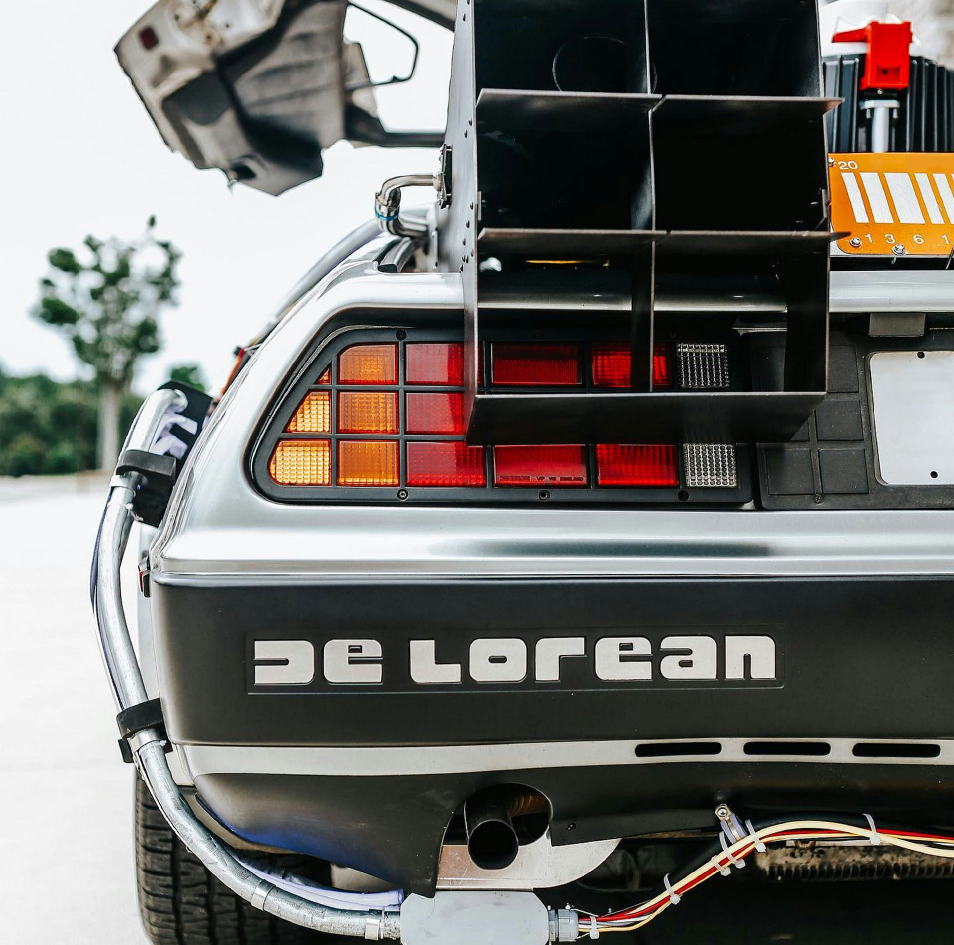 back-to-the-future-car-two