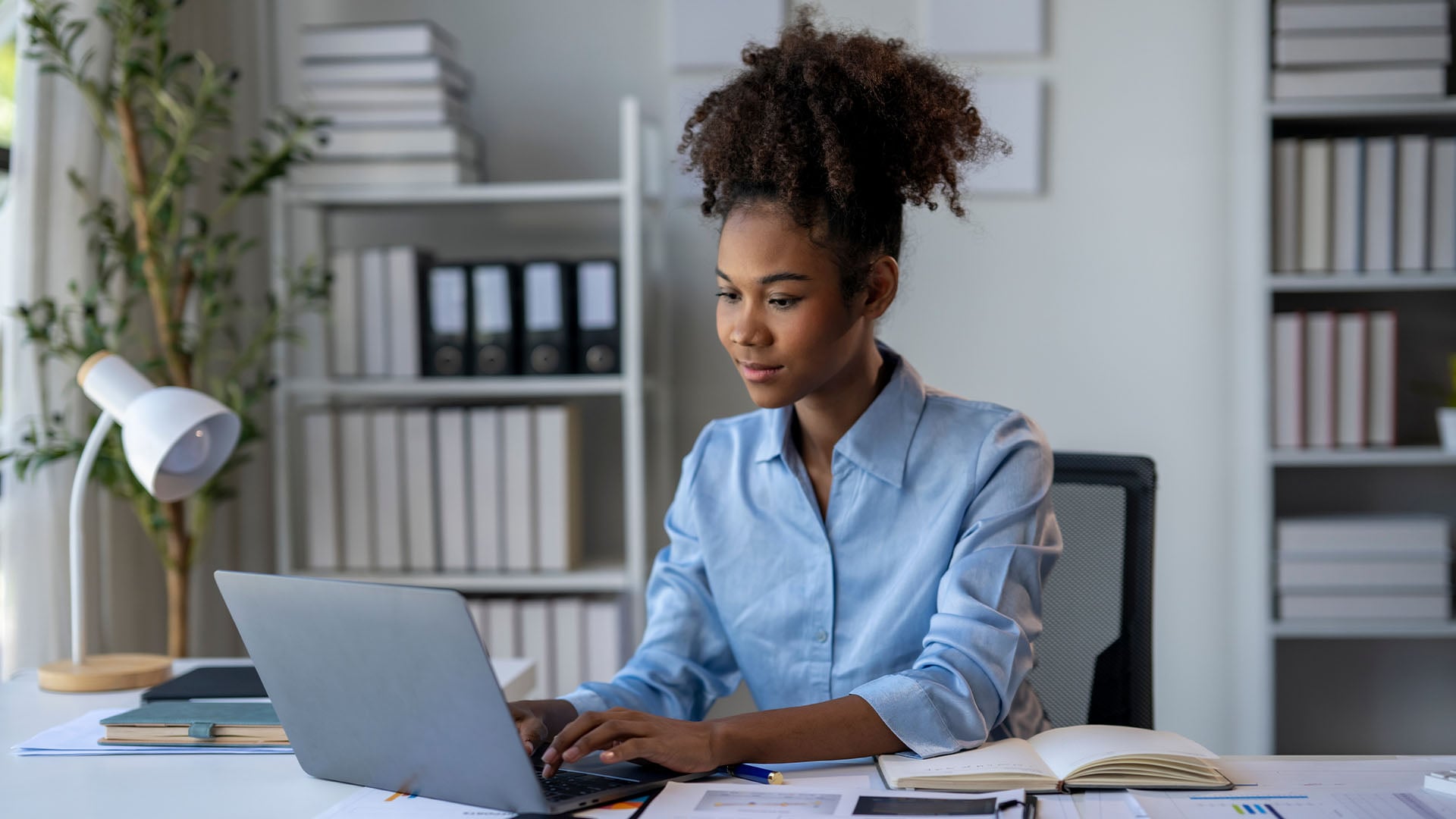 woman on laptop