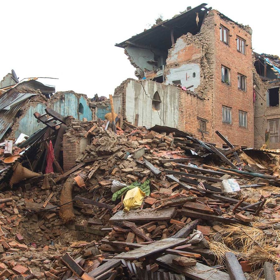 Building In Ruins 