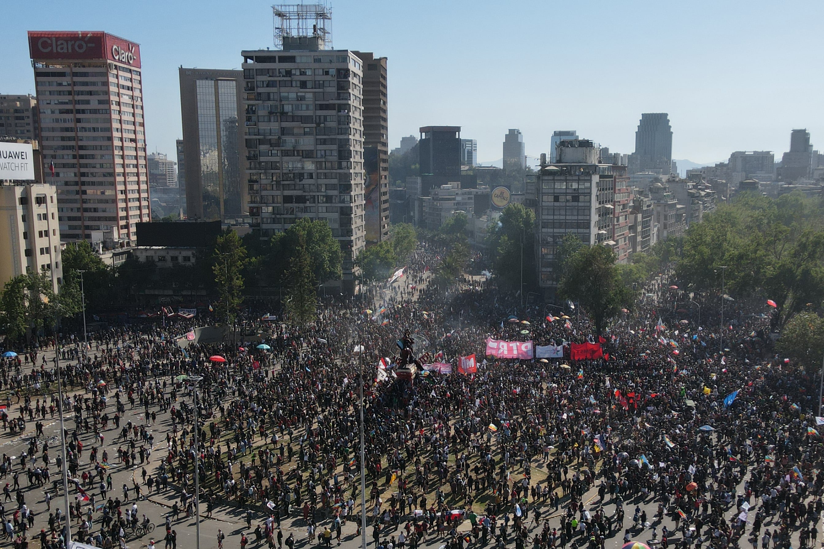 outside-protest
