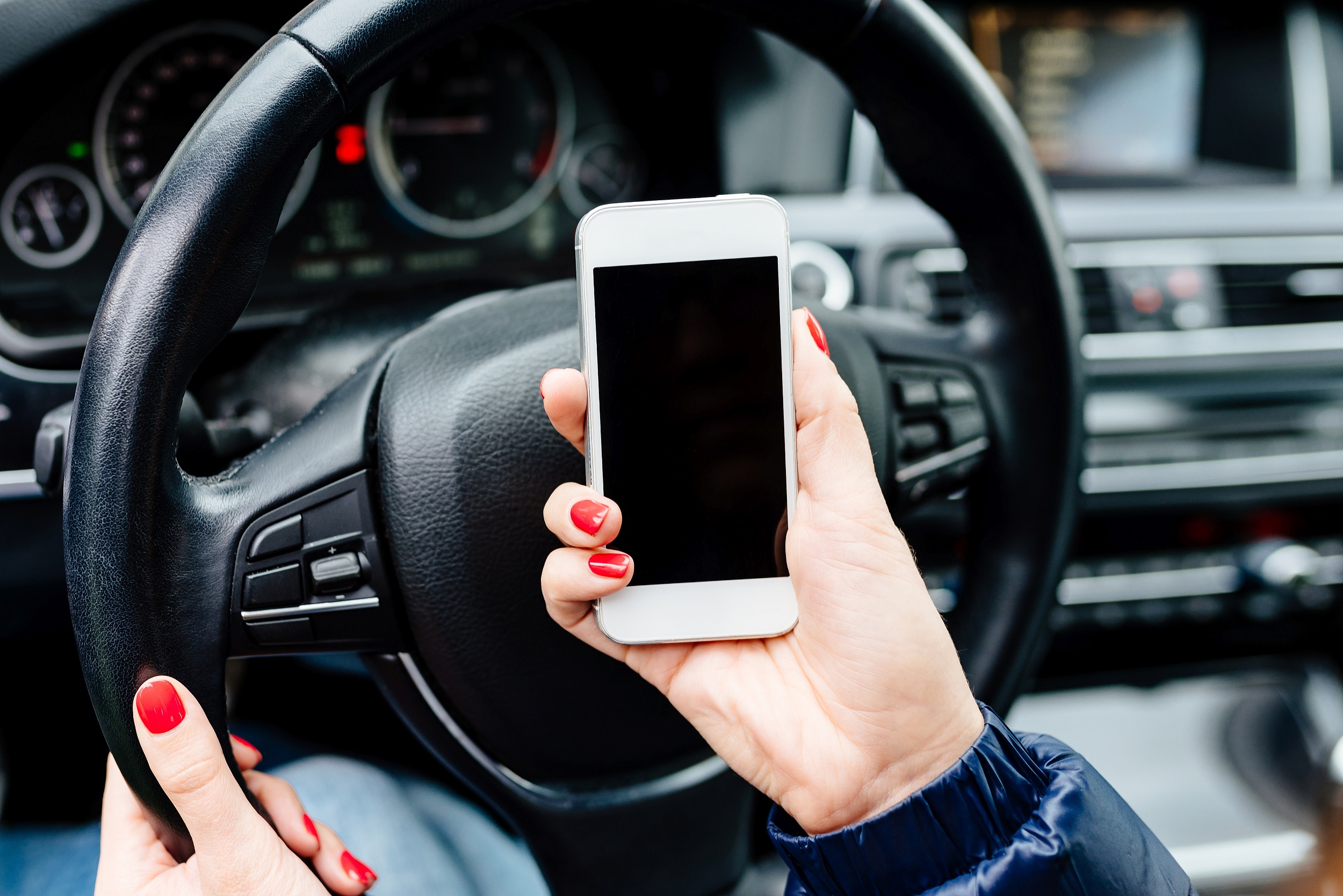 The Verisk Data Exchange offers a telematics smartphone solution, providing more flexibility to automakers and their millions of customers with older cars.